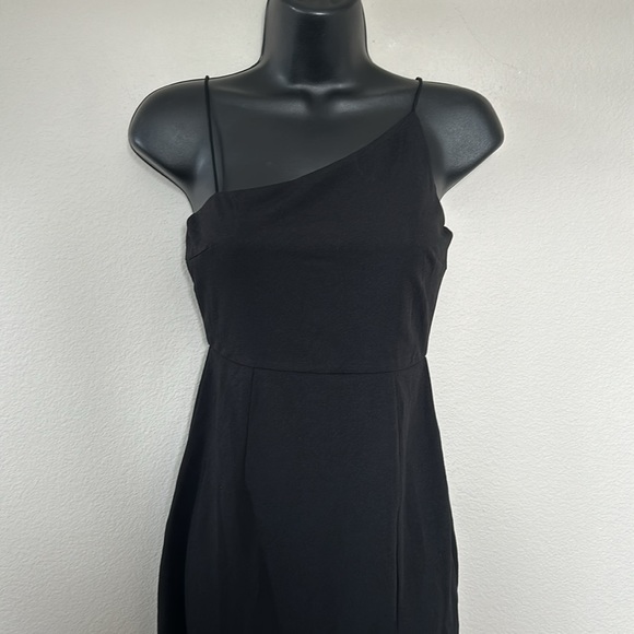 Princess Polly Black Aero Asymmetric Side Slit Midi Dress - Picture 5 of 11